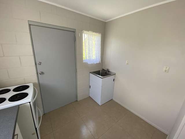 2/54A Ashlynne Avenue 10695_3