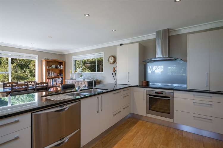 22 Tresillian Avenue Marybank_6