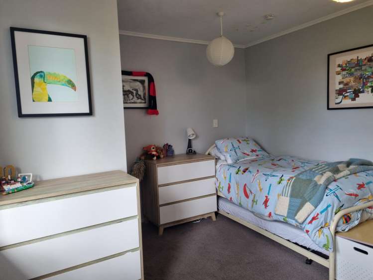 10 Bristol Avenue Brookfield_11