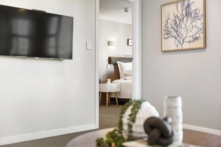 7l/100 Greys Avenue Auckland Central_7