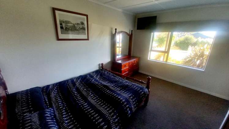 19 and 21 Sneyd Street Tuatapere_16