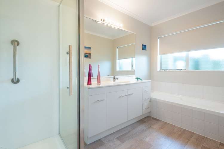 28 Ngahere Street Otumoetai_13