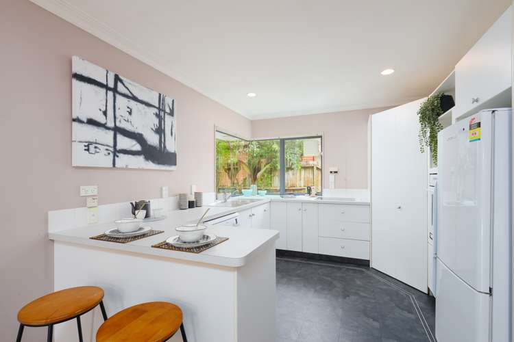 6 Coleridge Place Stoke_5