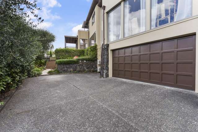 Modern Luxury - Unbeatable Location