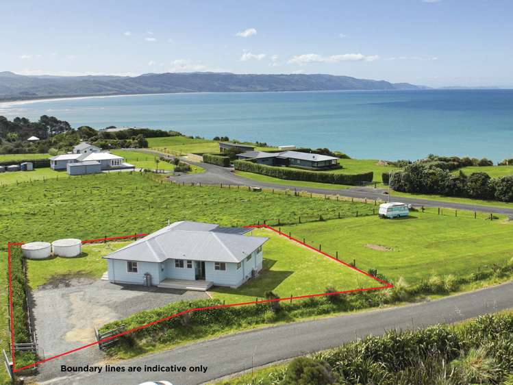 4 Waihinahina Way Māhia_0