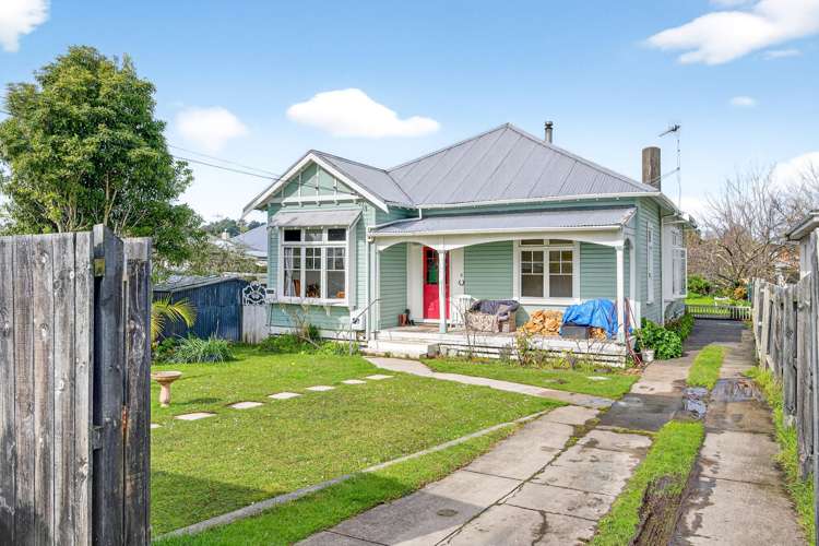 18 Cobden Street Gisborne_19