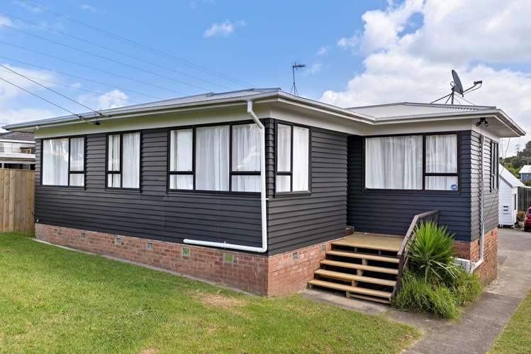 39 Rogan Street Mount Roskill_17