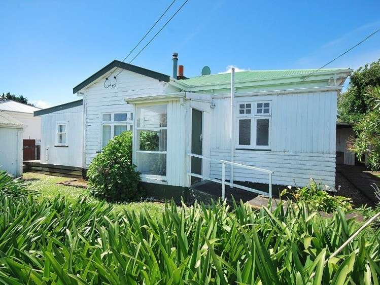 100 Pembroke Street Carterton_0