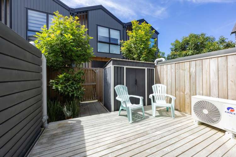 2/108 Beach Road Te Atatu Peninsula_4