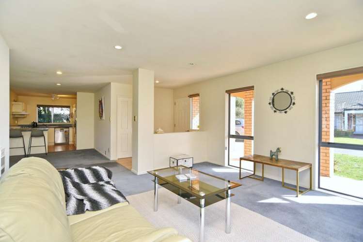 10 Riegler Place Belfast_8