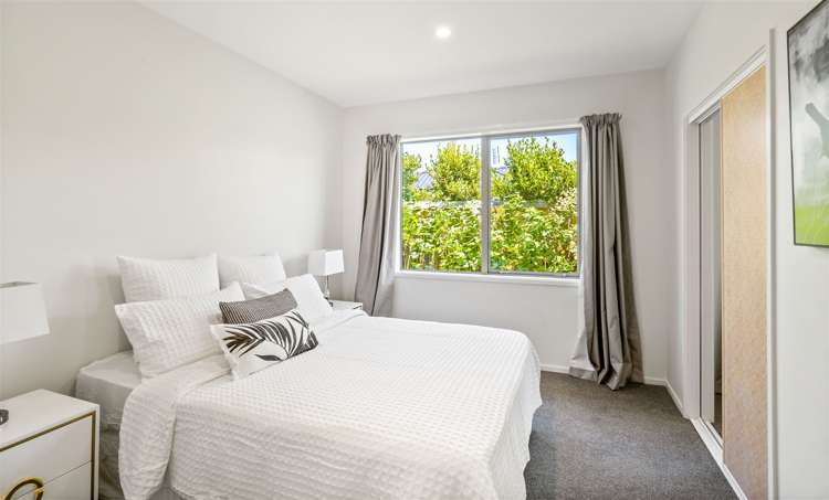 43 Sunline Avenue Lincoln_13