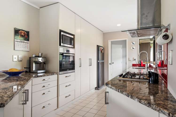 27 Sturm Ave Royal Heights_7