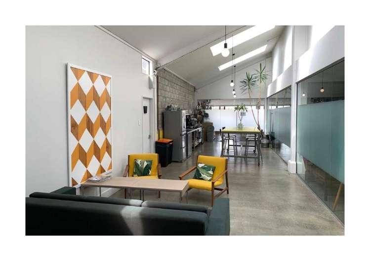 Top Floor, 11 Vivian Street Te Aro_3