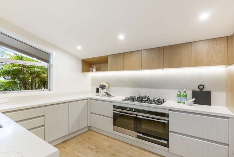 39 Doment Crescent Orewa_5