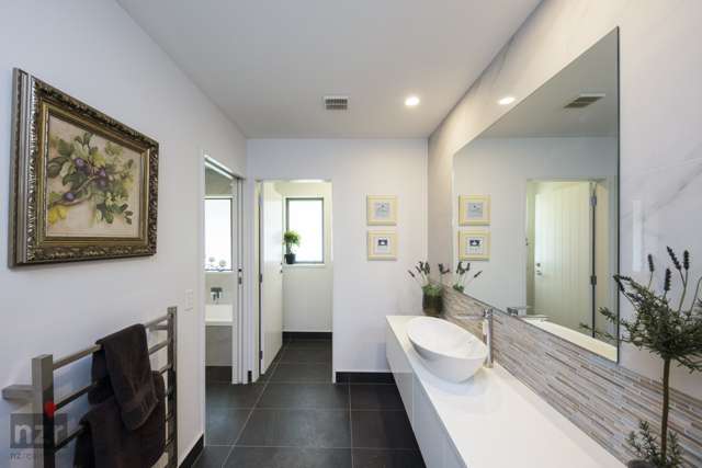 10 Mahi Grove Feilding_2