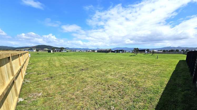 12 Riria Way Matarangi_5