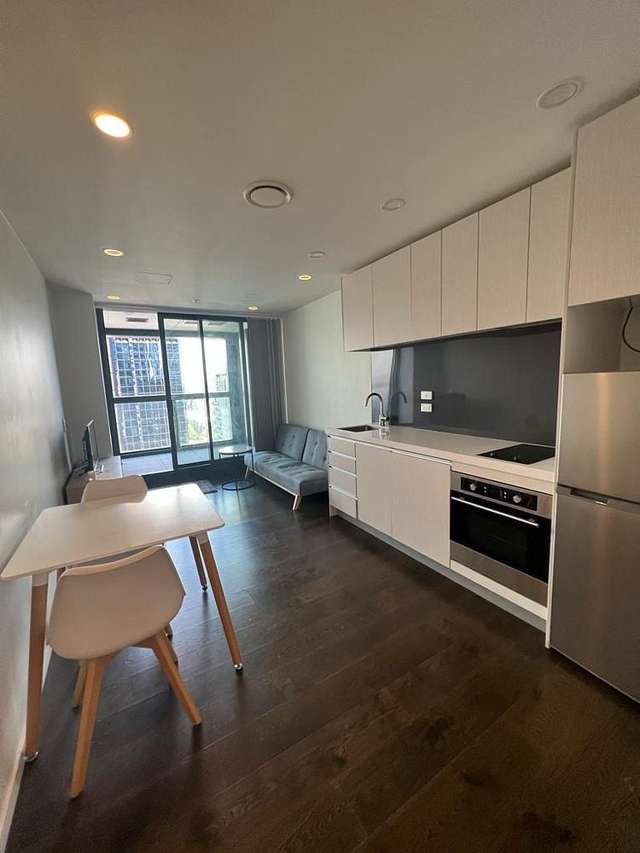 Cozy studio apartment available now