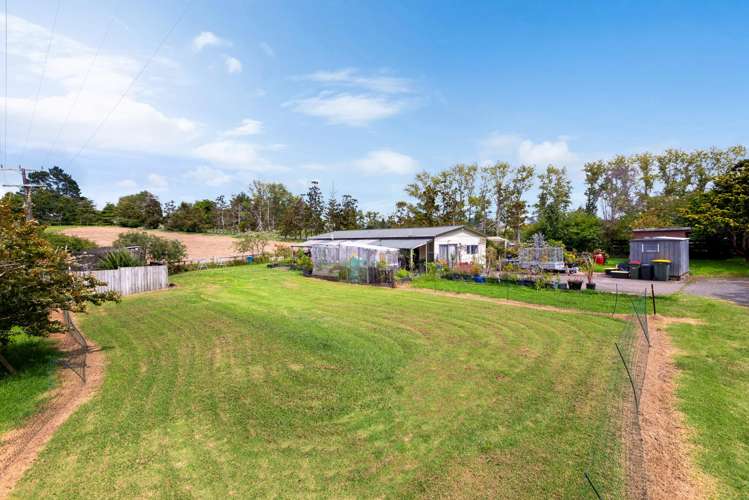 336 Ireland Road Waitoki_9