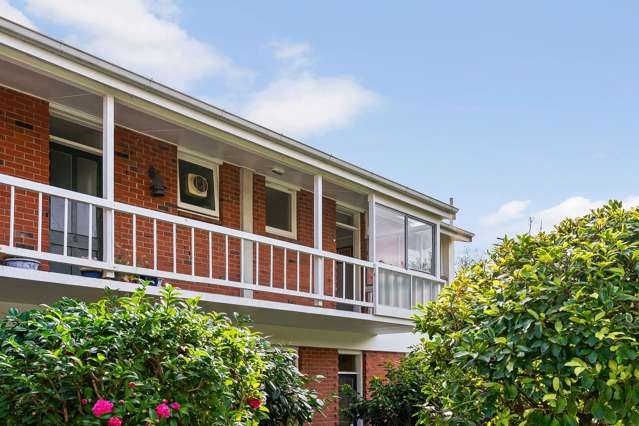Perfect Parnell bolt-hole