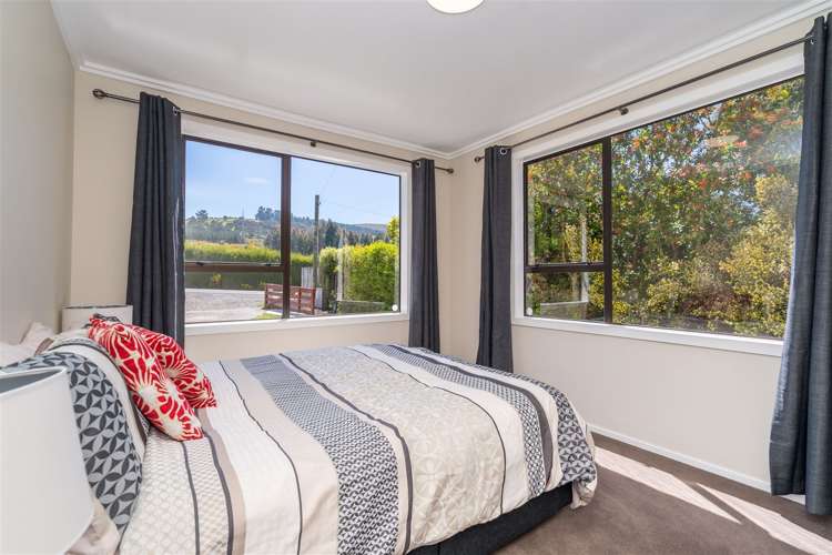 41 Three Mile Hill Road Halfway Bush_11