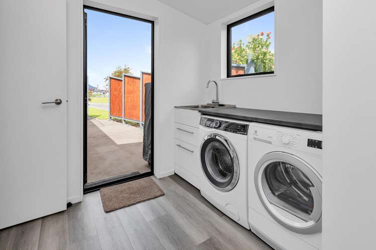 11 Waitemata Drive One Tree Point_19