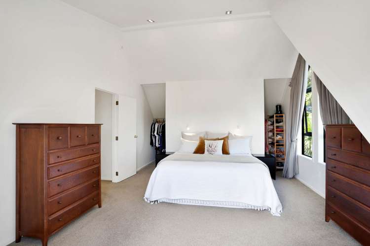 24 Isobel Road Greenhithe_12