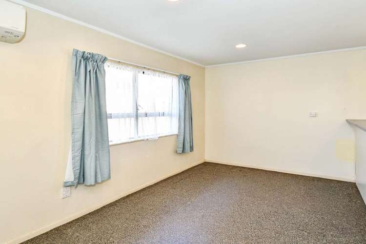 1/3A Youngs Road Papakura_6