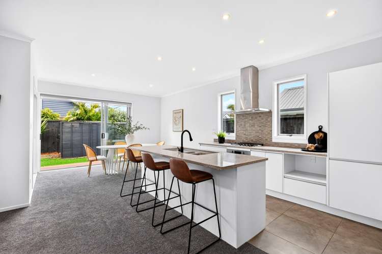 8 Poaka Road Hobsonville_8