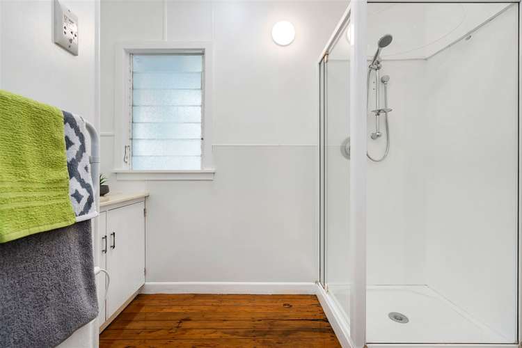 96 Station Road Kamo_13