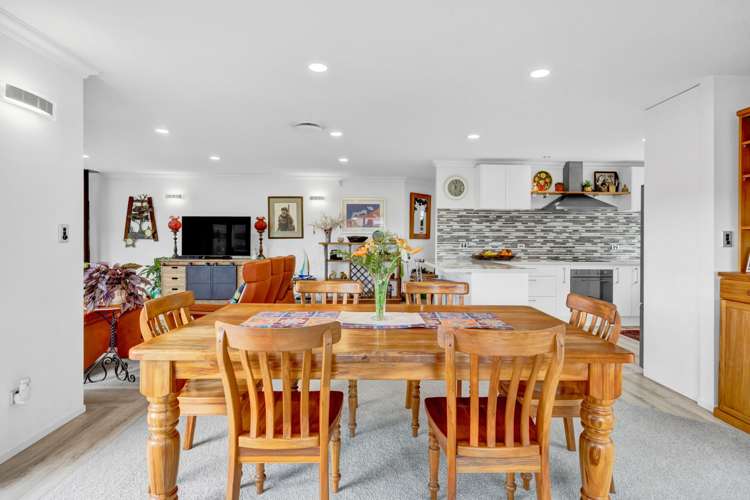 12 Beach Road Urenui_8