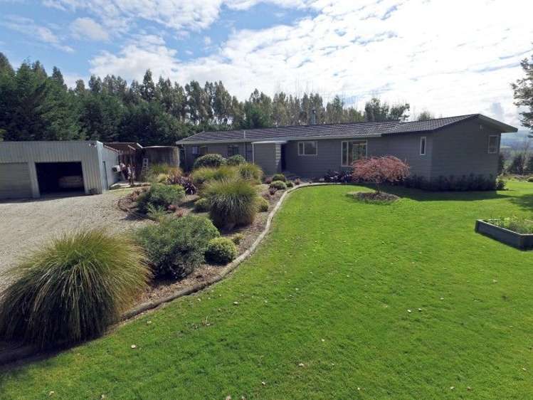 236 Kee Road Gore Surrounds_3