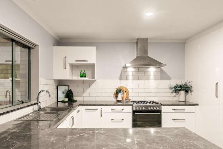 78 Corinth Grove Papamoa_8