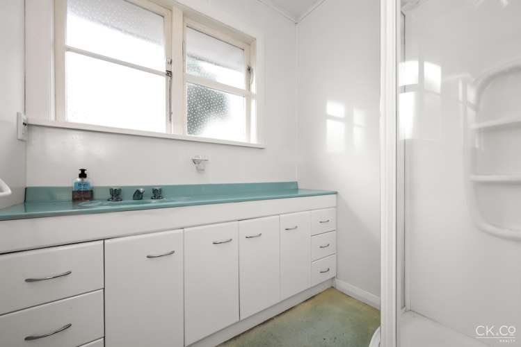 613 Fergusson Drive Trentham_11