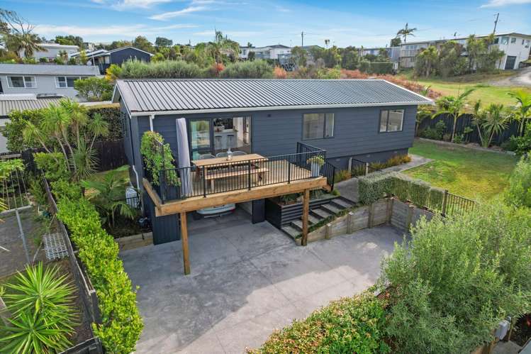 85b Rosario Crescent Red Beach_1