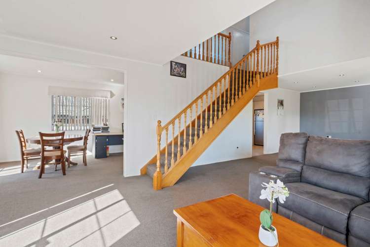 8 Evanda Crescent Conifer Grove_4