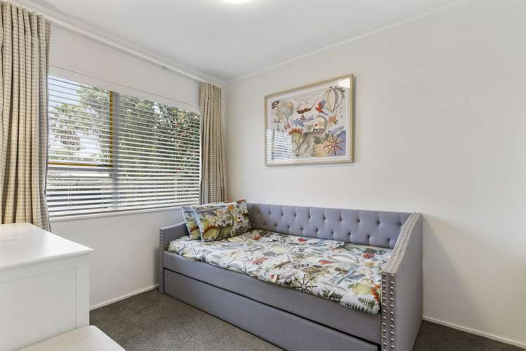 2/23 Aeroview Drive Beach Haven_17