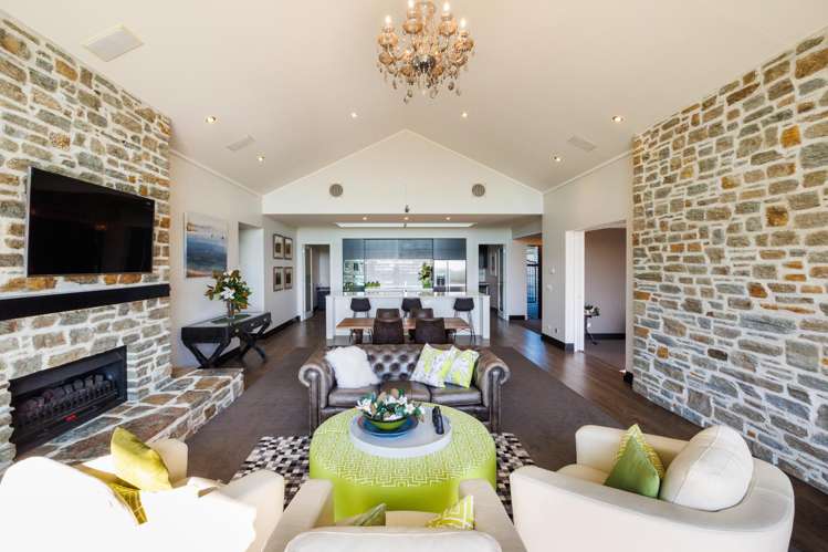 21 The Strand Fitzherbert_12