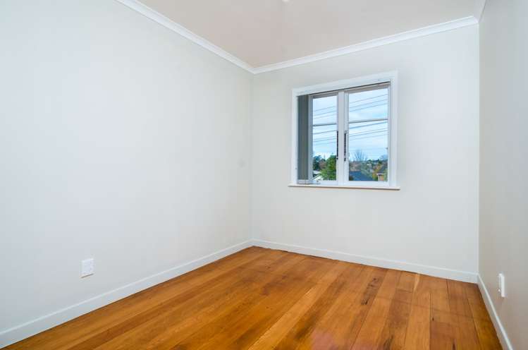 383 West Coast Road Glen Eden_9