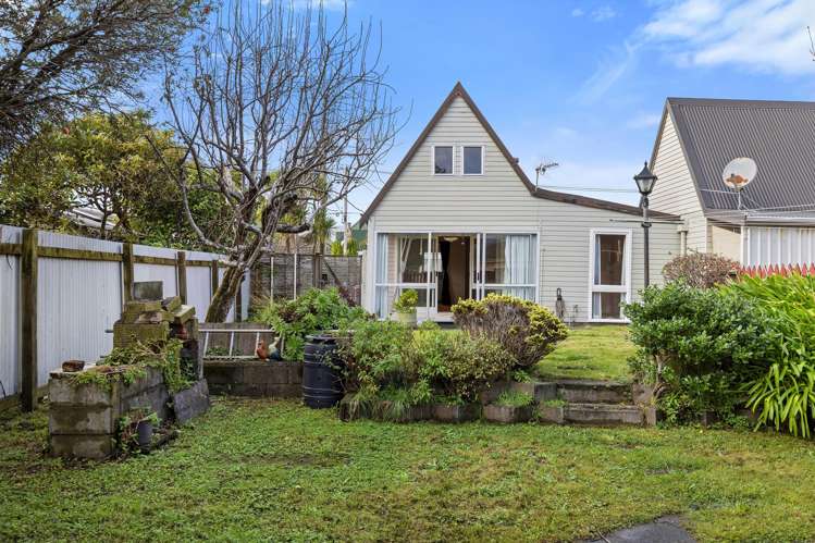 8/61 Richmond Street Petone_1