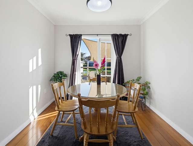 32 Botanical Road Takaro_4