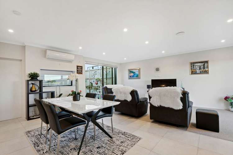 31 Haddington Drive Flat Bush_6