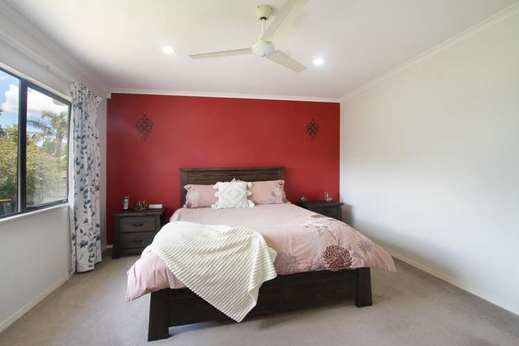 28 Reybert Place Massey_19