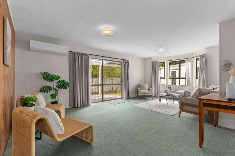 12 Carr street Te Kamo_10