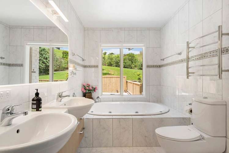 56 Joblin Road Wainui_13