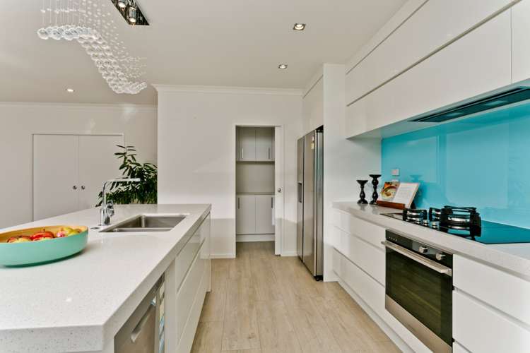 76 Castor Bay Road Castor Bay_11