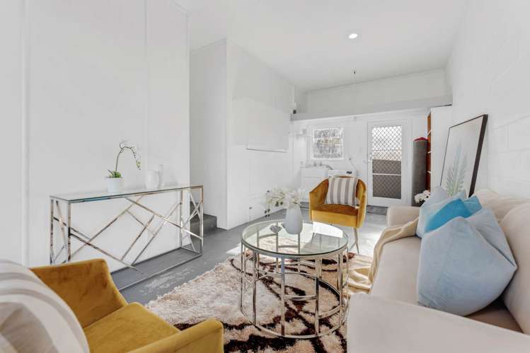 1/259a Saint George Street Papatoetoe_8