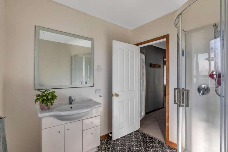 40 Queens Road Glen Avon_13