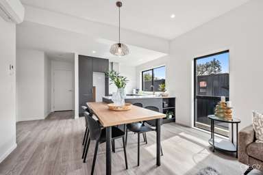 35a Pine Avenue_2