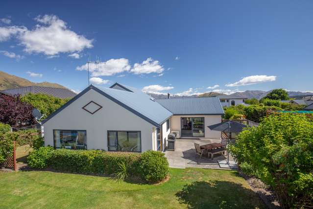 67 Meadowstone Drive Wanaka_1