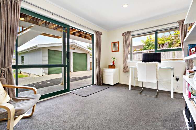 17 Koromiko Street New Lynn_9